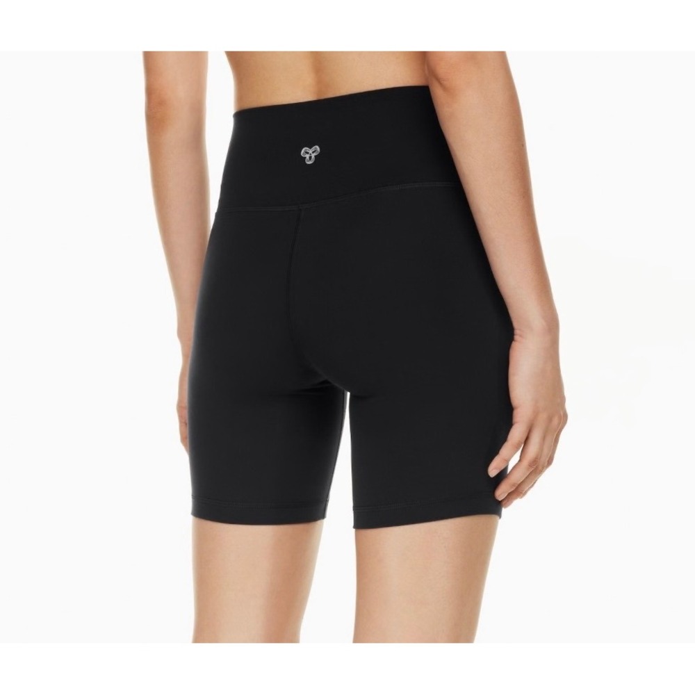 TnAction Aritzia Atmosphere Hi-Rise 7 Inch Biker‎ Shorts Black XS Womens